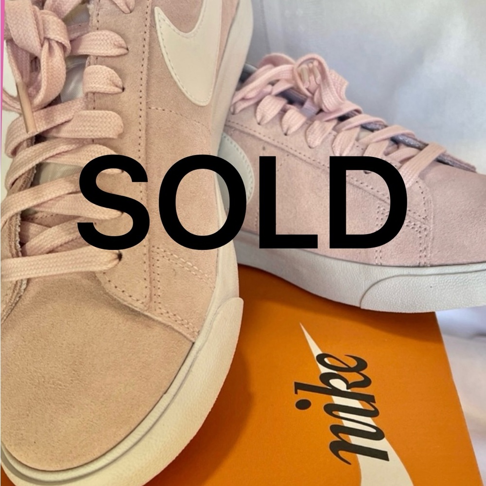 Nike Baby Pink Blazer Low Sneakers